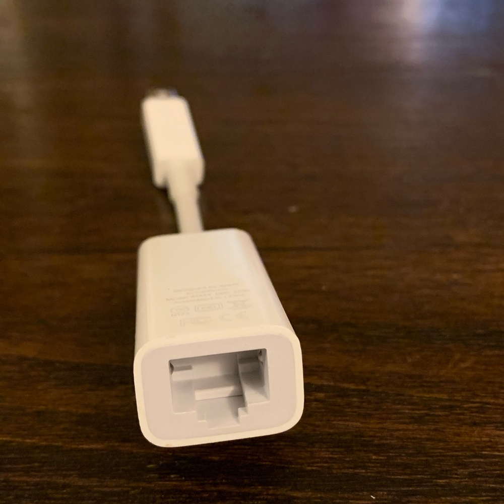 Apple A1433 EMC 2590 thunderbolt adopter
